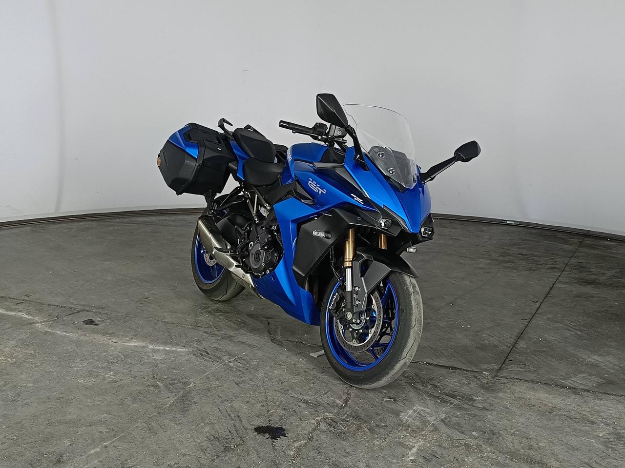 SUZUKI GSX-S - GSX-S 1000 GT Abs my21