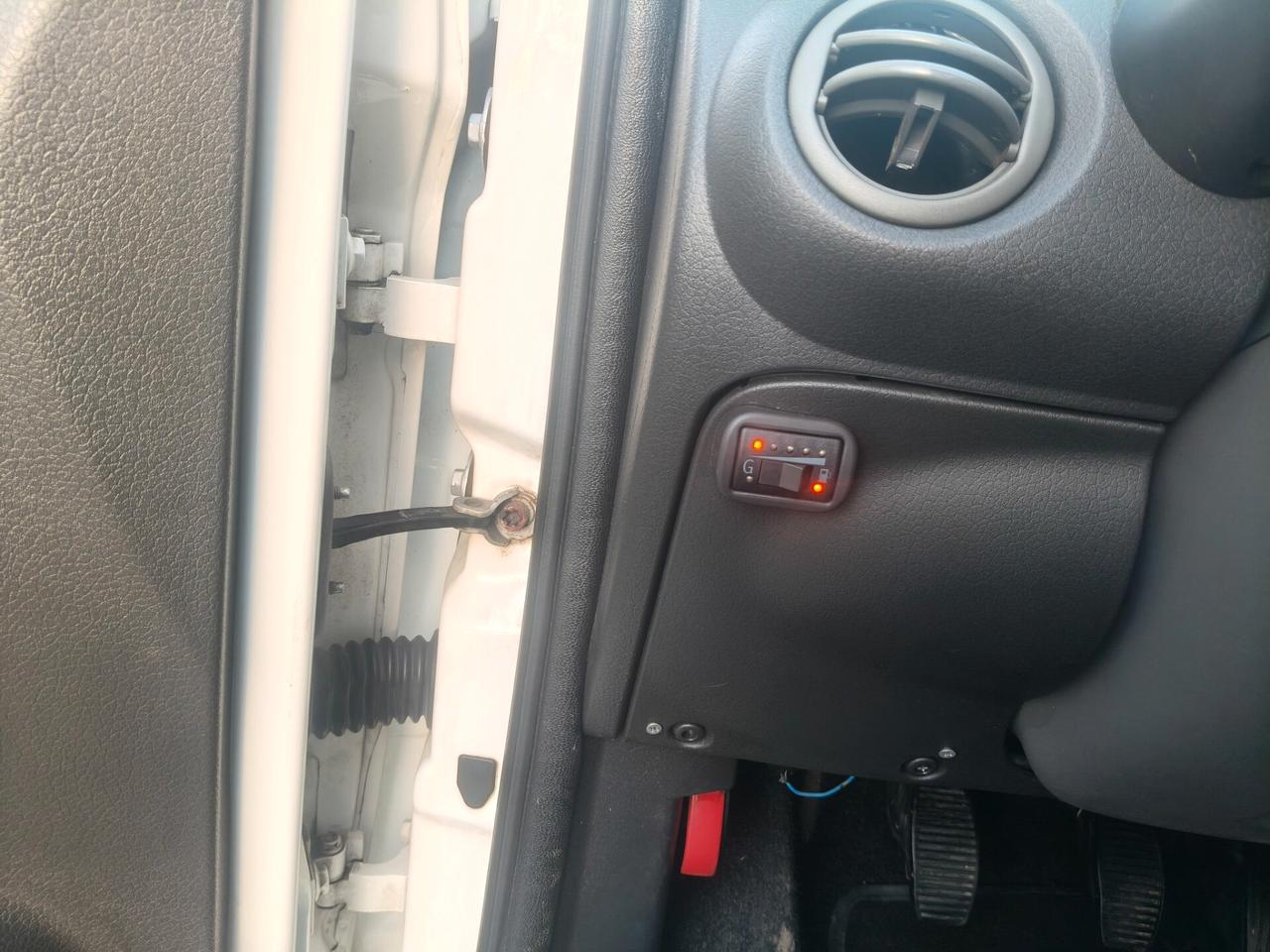 Panda 1.4 Natural Power 2012 NEOPATENTATI