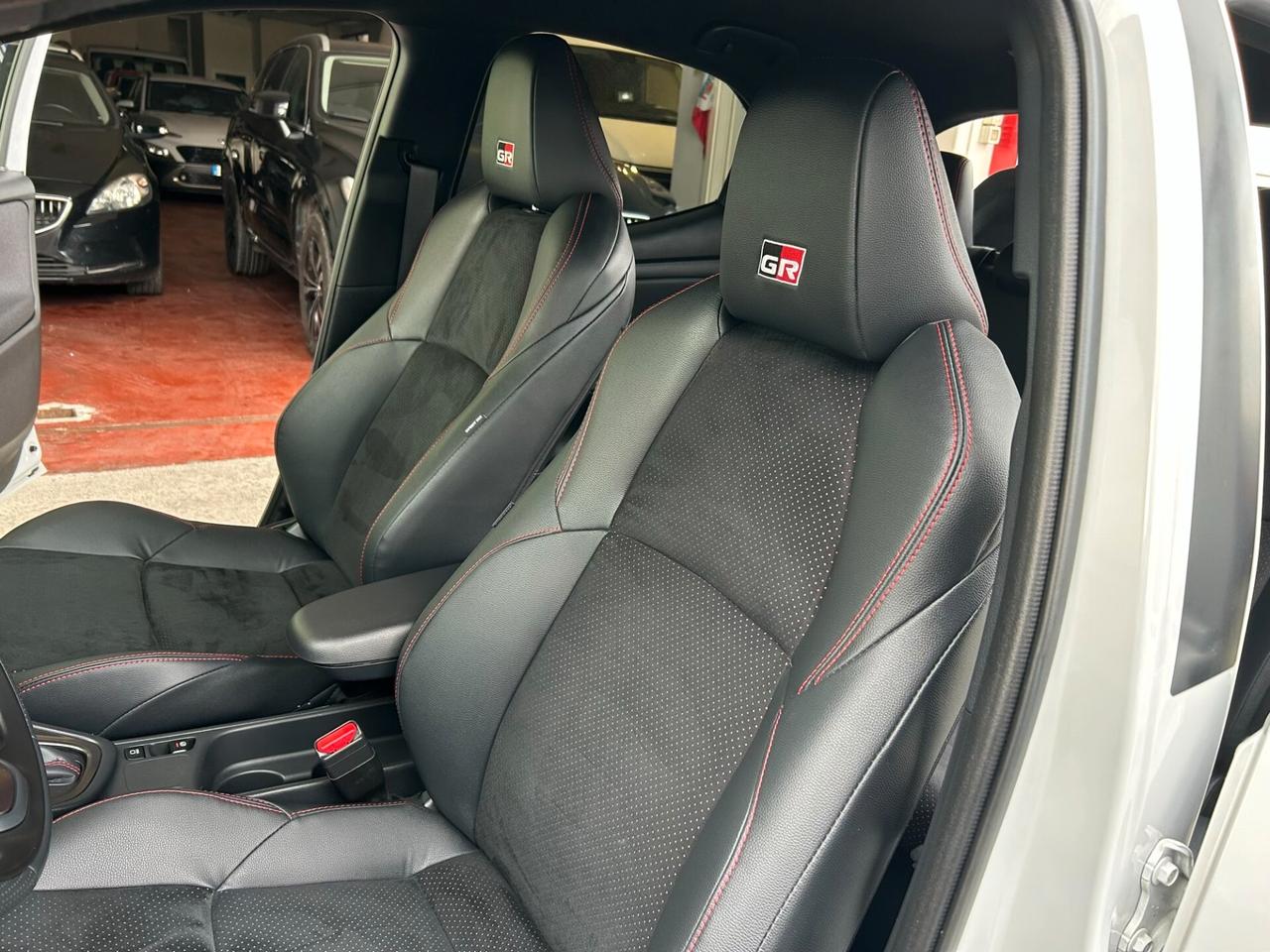 Toyota Yaris 1.5h 130 GR Sport Garanzia 24 Mesi