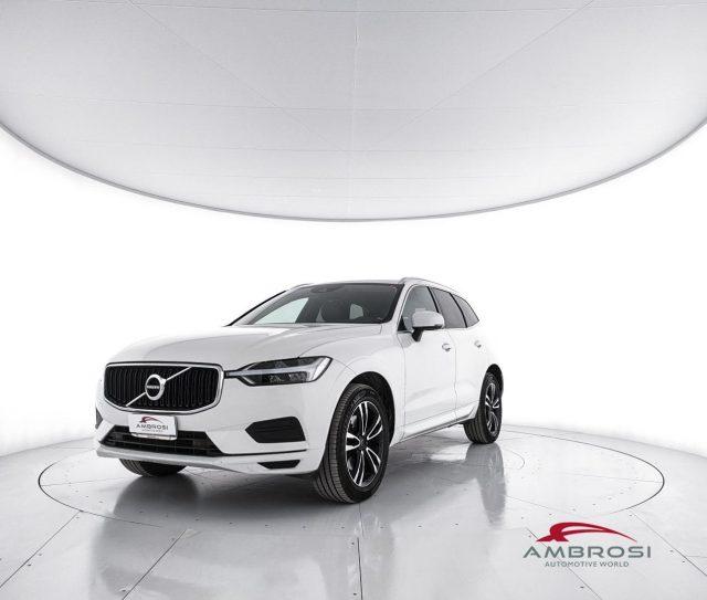 VOLVO XC60 B4 (d) AWD Geartronic Business Plus