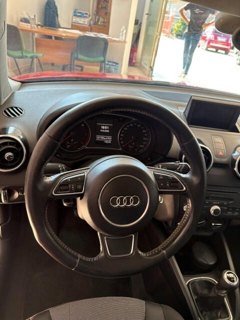 Audi A1 1.6 TDI 105 CV Attraction