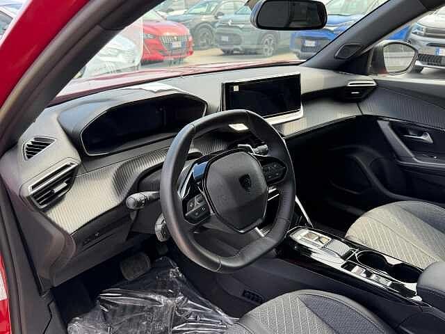 Peugeot 2008 Hybrid 145 e-DCS6 Allure