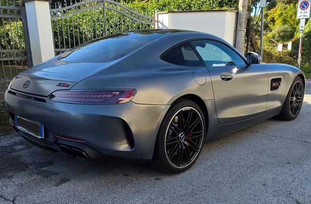 MERCEDES-BENZ GT AMG S