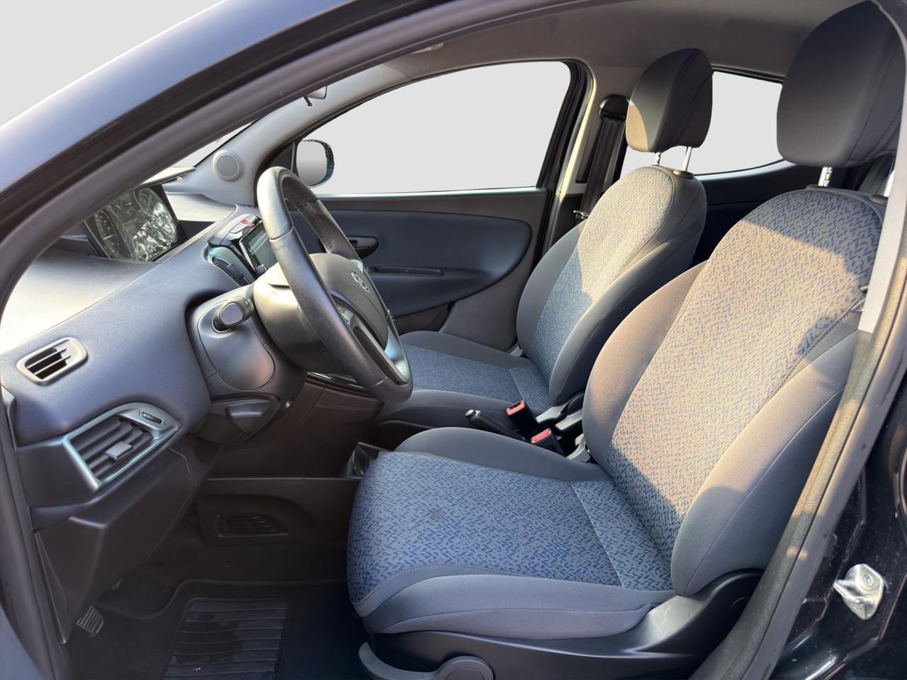 LANCIA Ypsilon 3ª serie Ypsilon 1.0 FireFly 5 porte S&S Hybrid Gold