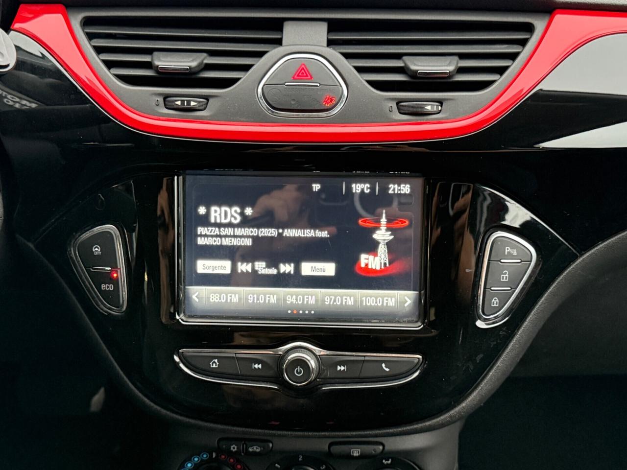 Opel Corsa 1.4B. b-Color|AUTOMATICO|CERCHI IN LEGA