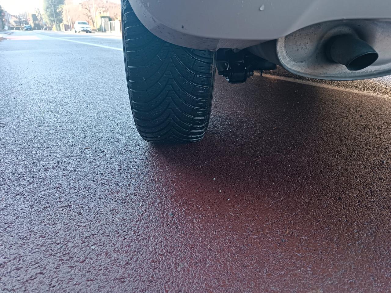 PANDA 1200 GPL LOUNGE UNIPROP CON----74000 KM------