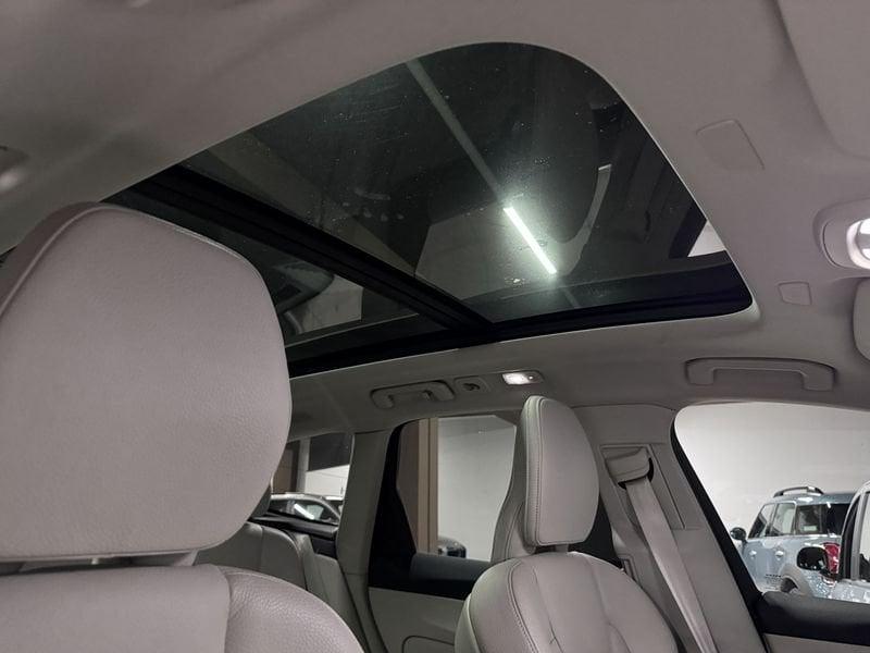 Volvo XC60 Recharge T6 Plug-in AWD autom. Recharge Inscription Expression