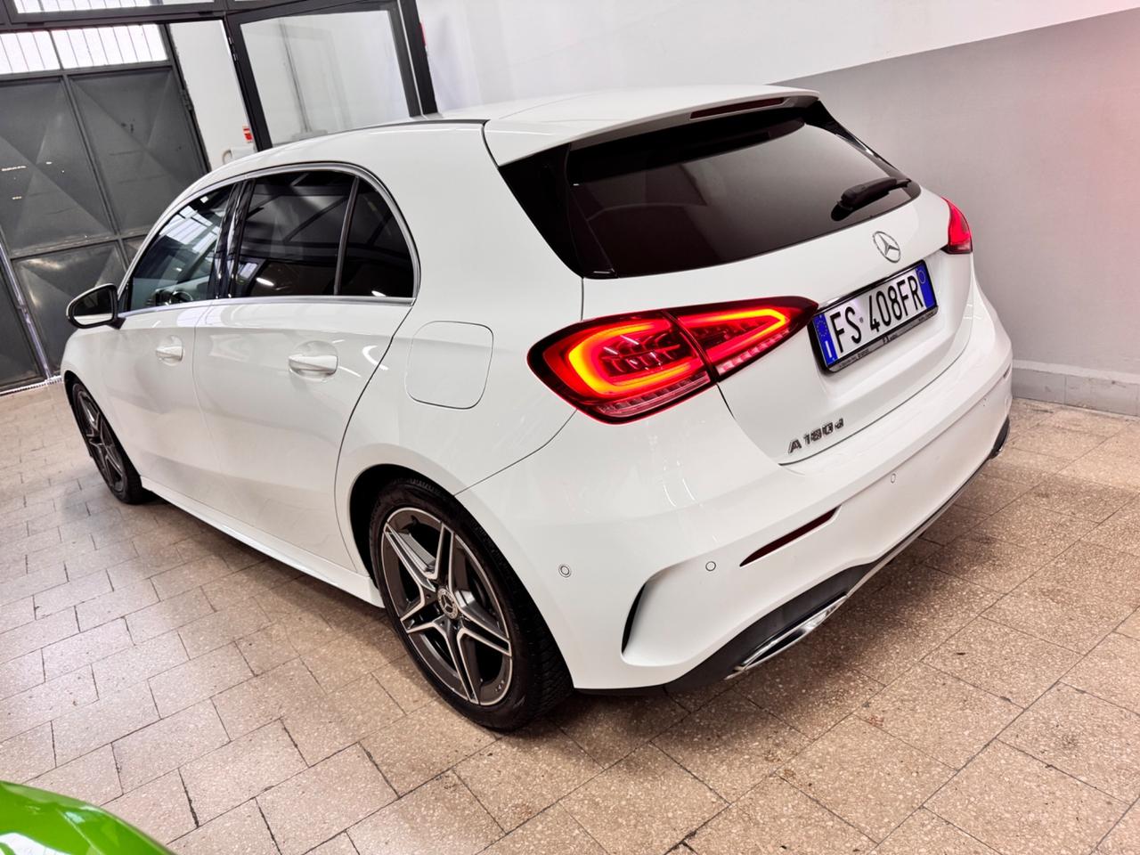 Mercedes-benz A180 d Premium AMG 50.000 KM