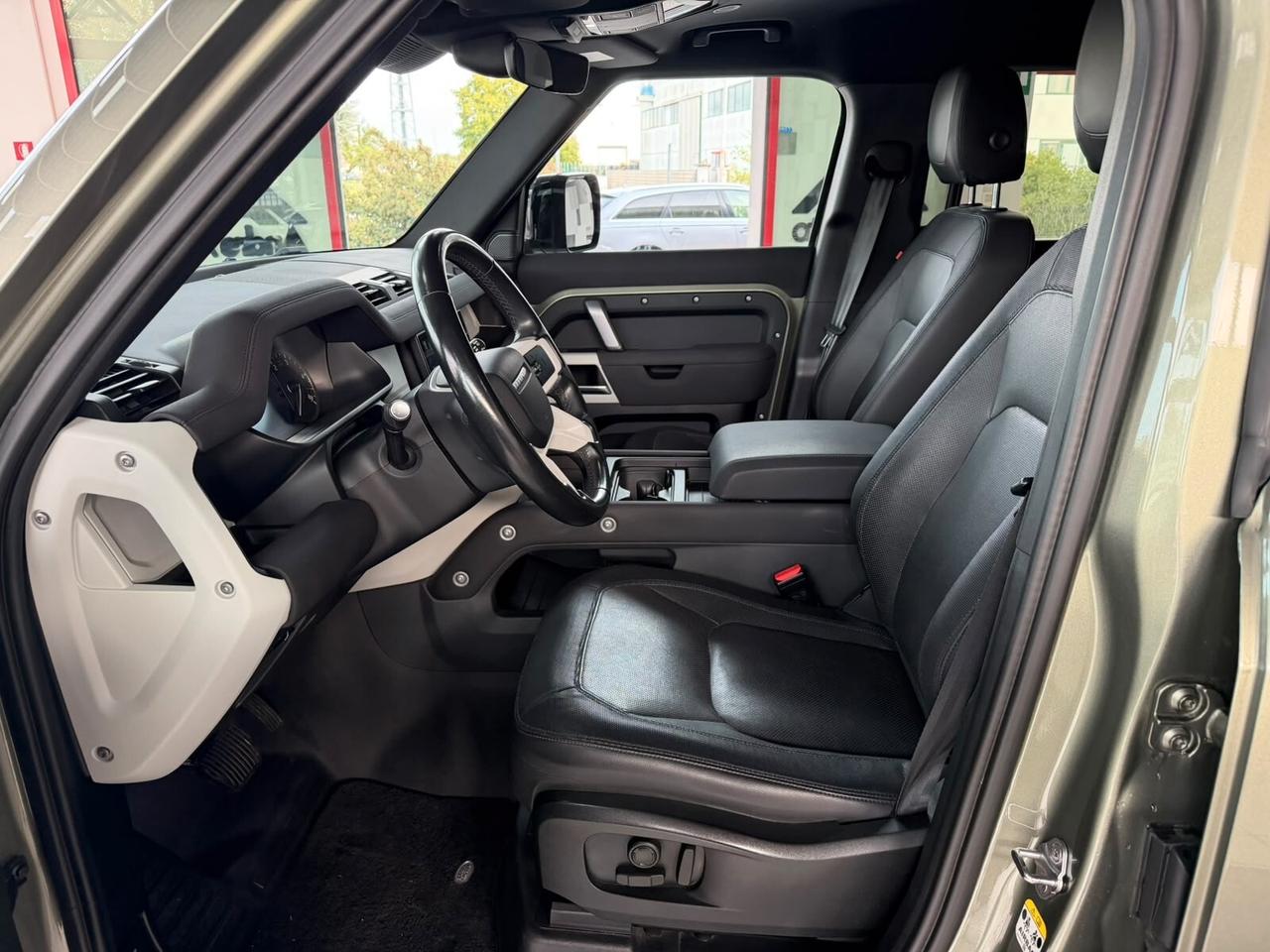 Land Rover Defender 110 3.0D I6 250 CV AWD Auto X-Dynamic HSE