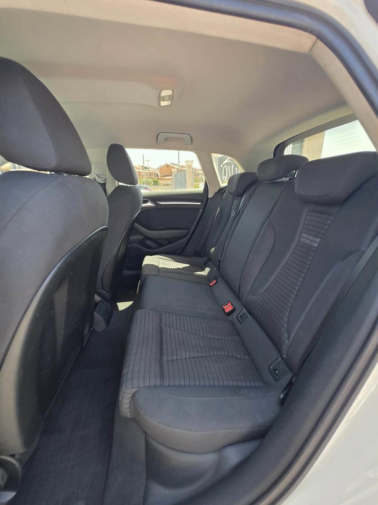 Audi A3 2.0 TDI 150 CV clean diesel Ambition