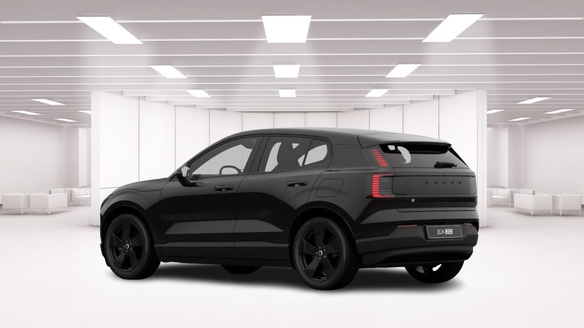VOLVO Ex30 Single Motor Extended Range Rwd Plus Black Edition
