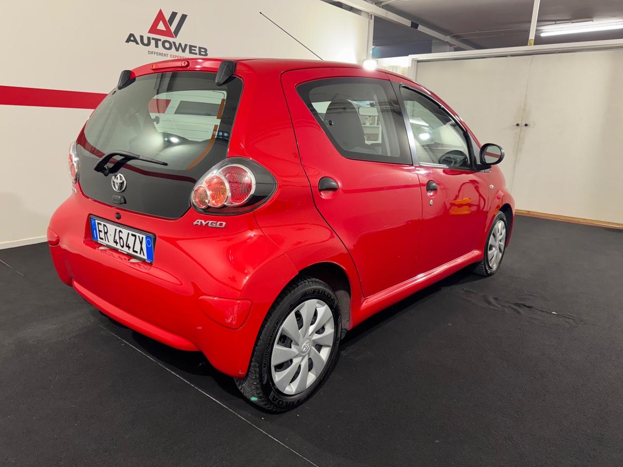 Toyota Aygo 1.0 12V VVT-i 5 porte Cool Soda Connect
