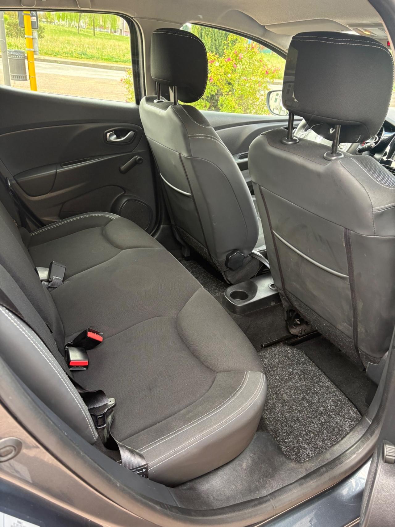 Renault Clio .900..benzina/ GPL anno 2018 km 130