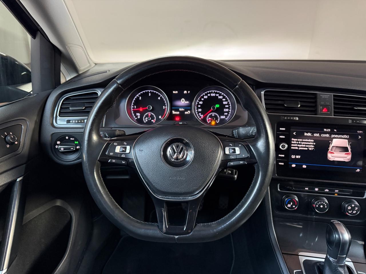 Volkswagen Golf 1.6 TDI 115CV DSG 5p. Business BlueMotion Technology