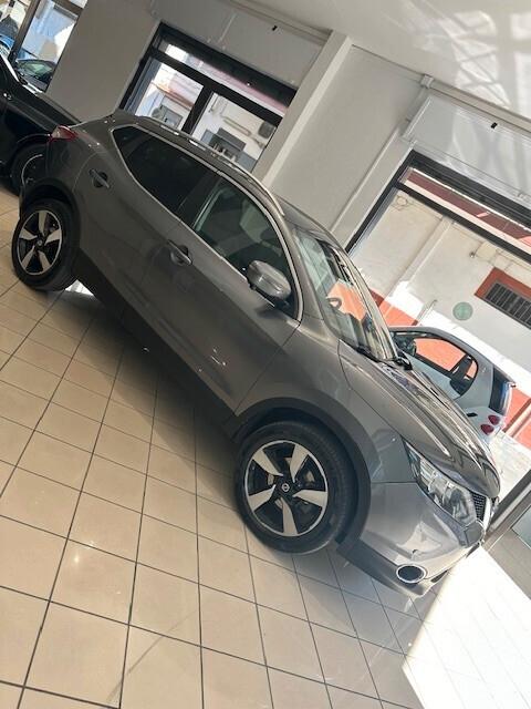 Nissan Qashqai 1.5 dci 110cv