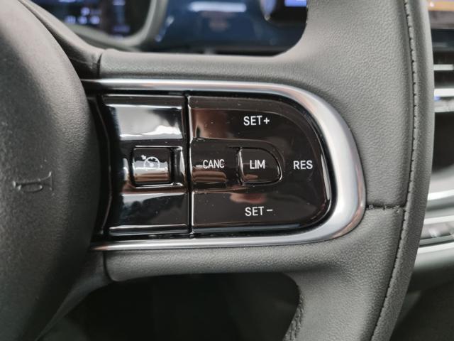 FIAT 500e 3+1 42 kWh La Prima
