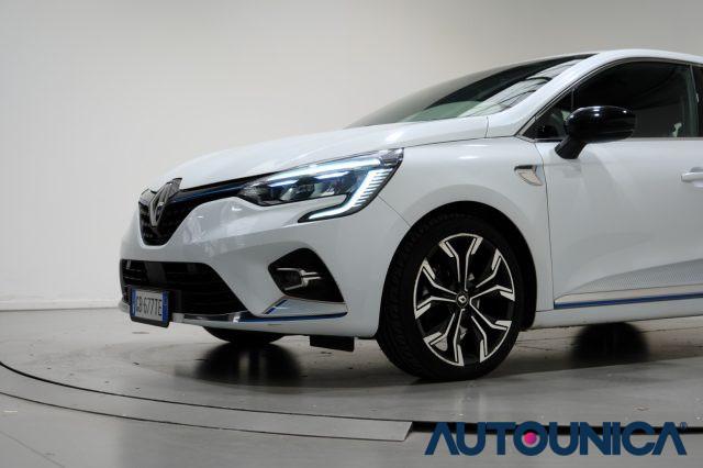 RENAULT Clio FULL HYBRID E-TECH 140 CV 5PORTE INTENS NEOPATENTI
