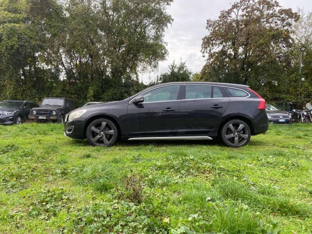 Volvo V60 2.0 d3 * Da Preparare * Momentum Geartronic * Auto