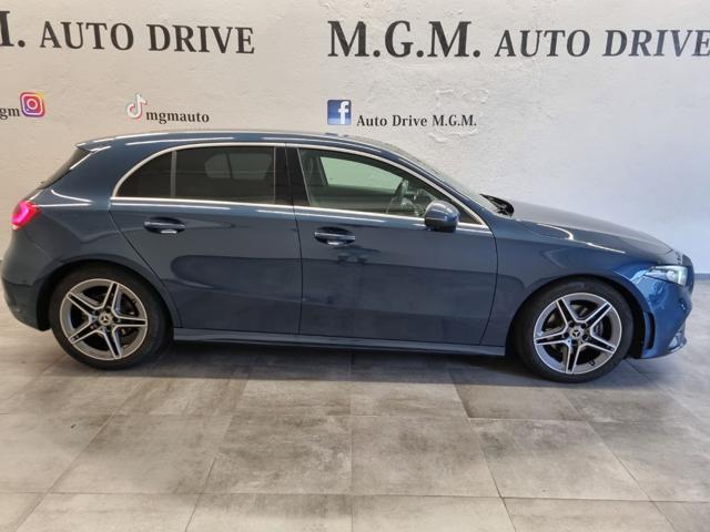 MERCEDES-BENZ A 180 d Automatic Premium