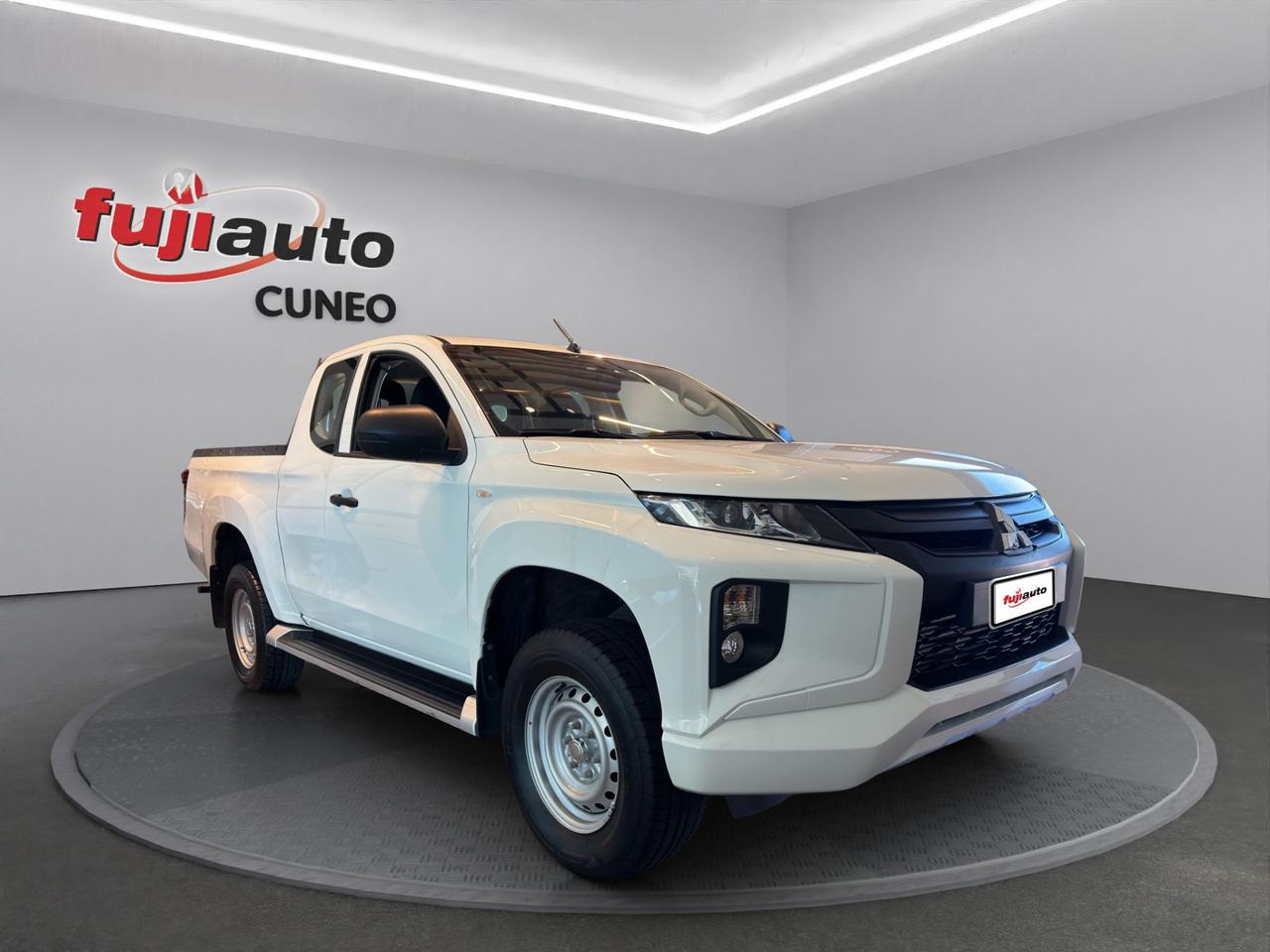 Mitsubishi L200 cl.cab 2.3d Invite Connect 4wd