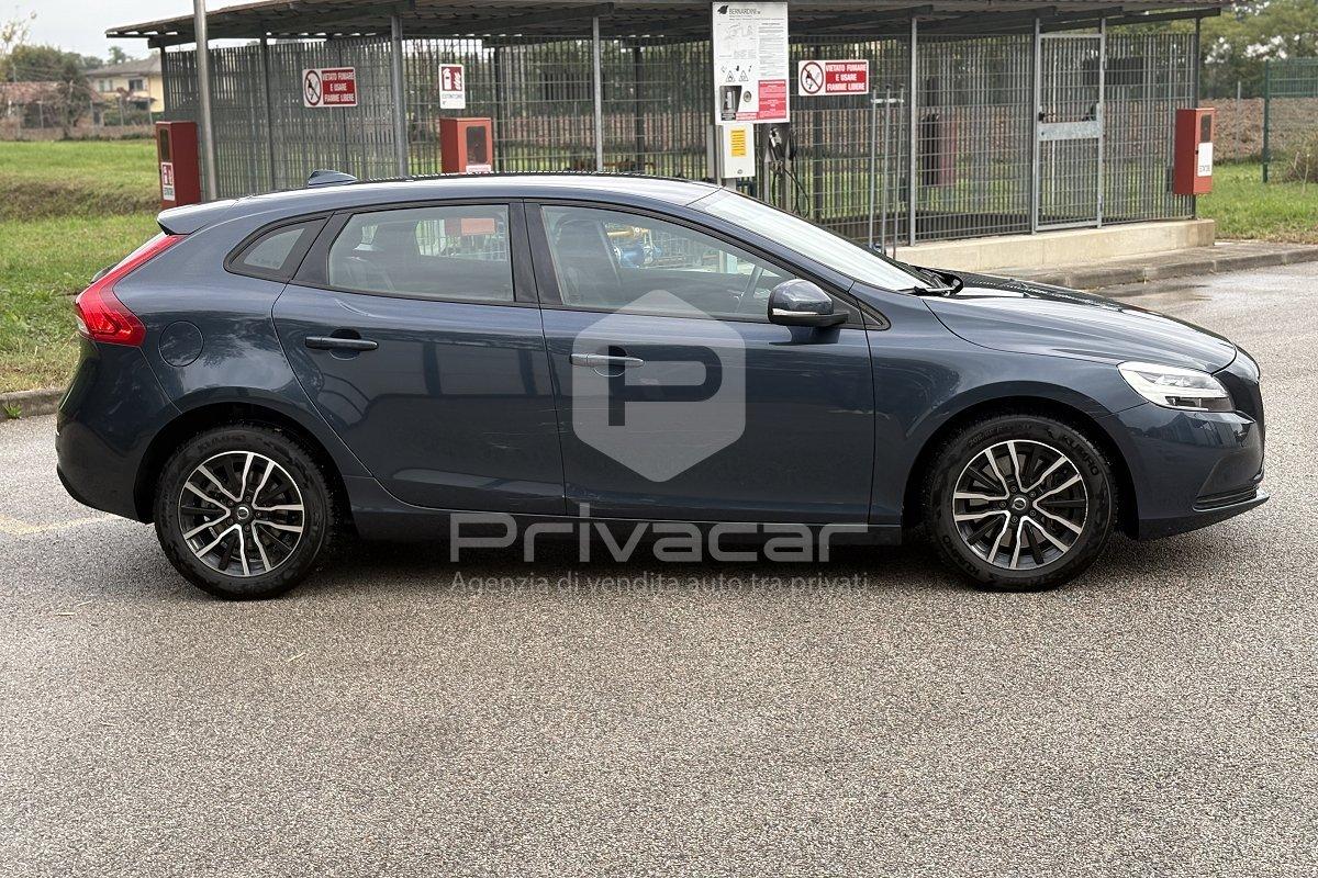 VOLVO V40 T2 Geartronic