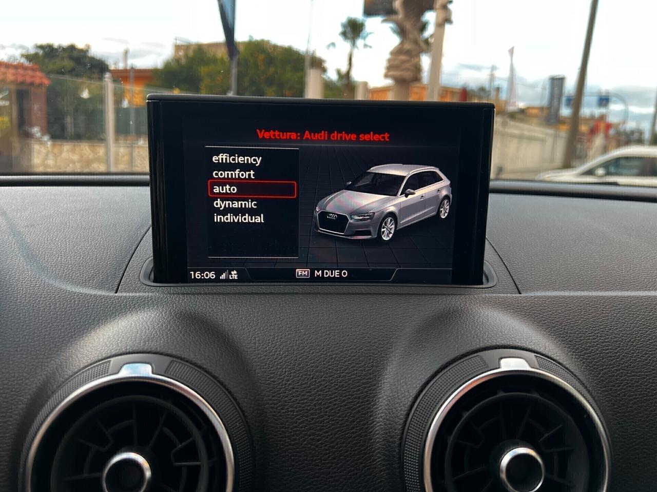 Audi A3 SPB 30 TDI S Tronic- 2019-NAVI