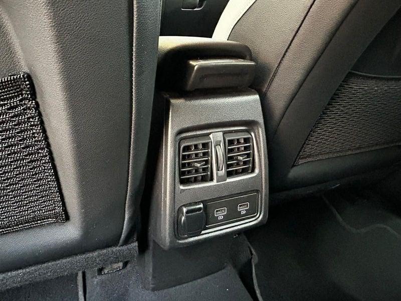 Renault Captur Captur Full Hybrid E-Tech 145 CV Engineered