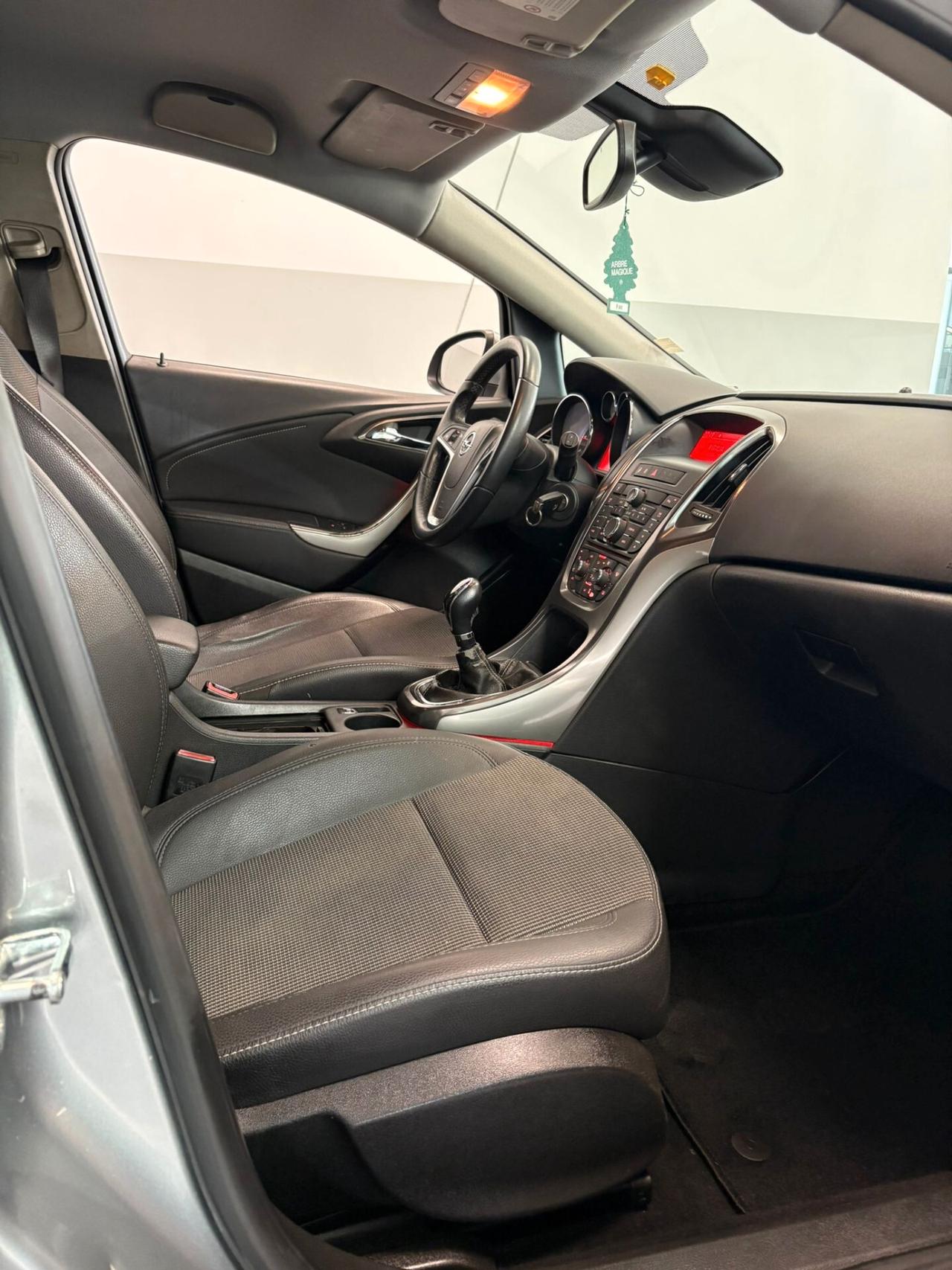 Opel Astra 1.7 CDTI 125CV 5 porte Cosmo