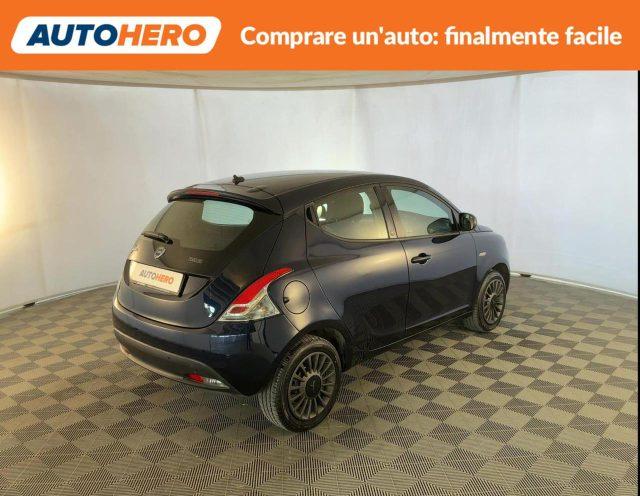 LANCIA Ypsilon 1.0 FireFly 5 porte S&S Hybrid Ecochic Silver