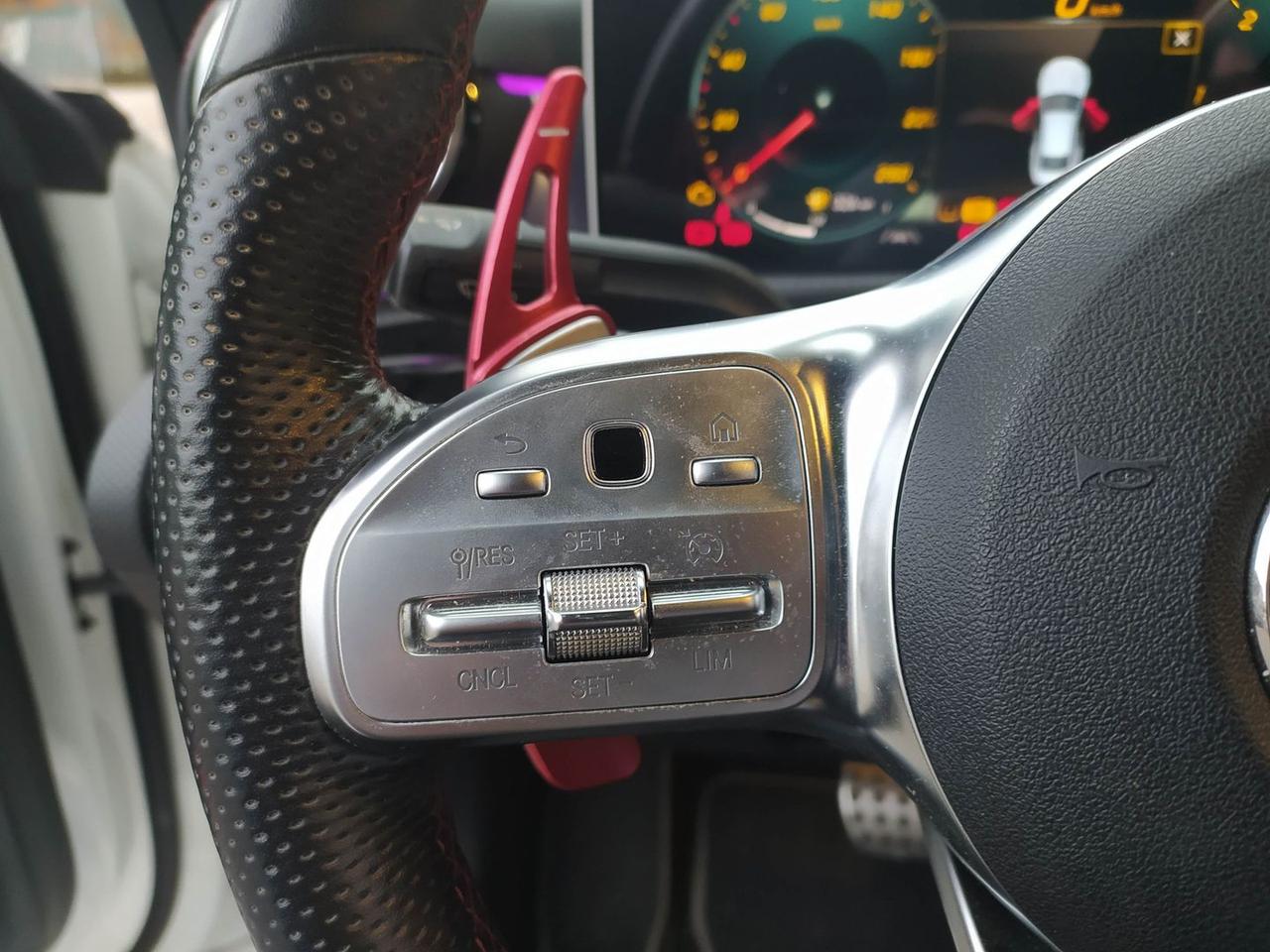 Mercedes-Benz CLA 220 Premium