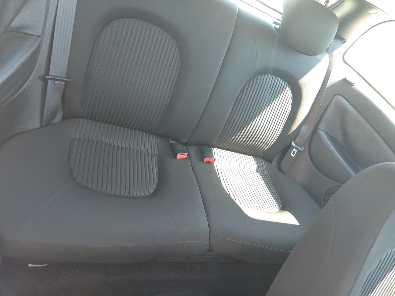 Lancia Ypsilon 1.2 69 CV Diva