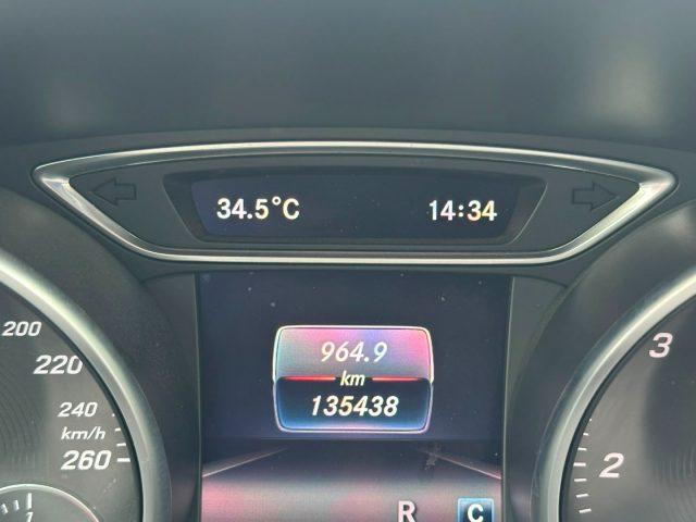MERCEDES-BENZ GLA 200 d Automatic Sport