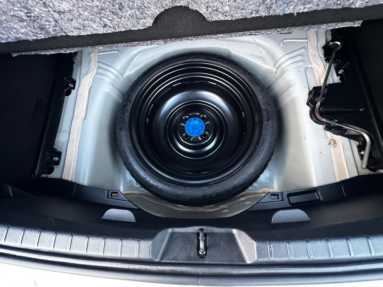 Toyota Yaris Hybrid Lounge Unico Proprietario