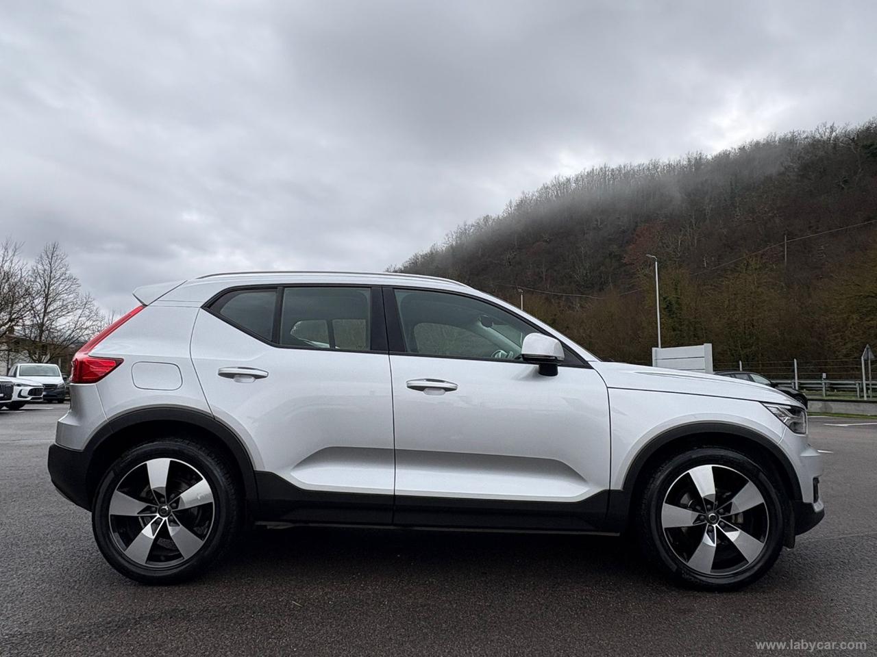 VOLVO XC40 D3 Geartronic Momentum