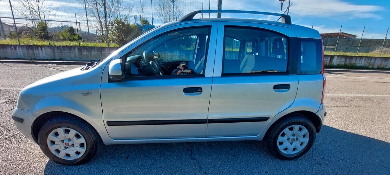 PANDA 1,3 MTJ DIESEL 75 CV DINAMIC ADATTA PER NEOPATENTATI IMPECCABILE OMOLOGATA 5 POSTI