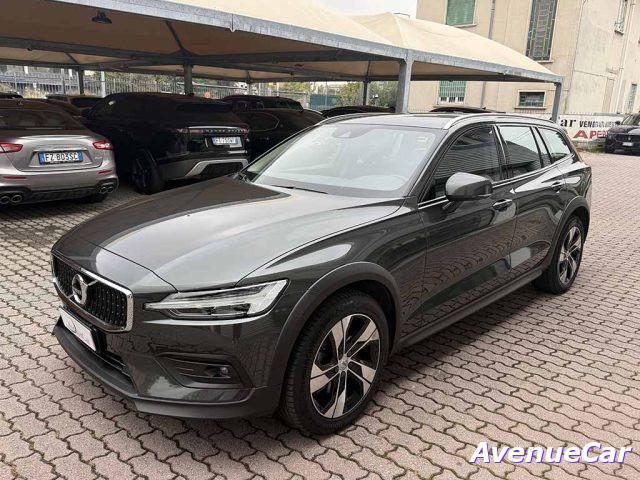 VOLVO V60 Cross Country 2.0 b4 awd Business Pro IVA ESP UNICO PROPRIETARIO