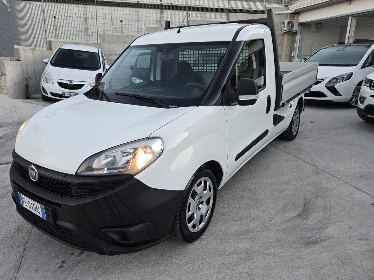 Doblò 1.6 MJT 105CV Cassonato Work-Up