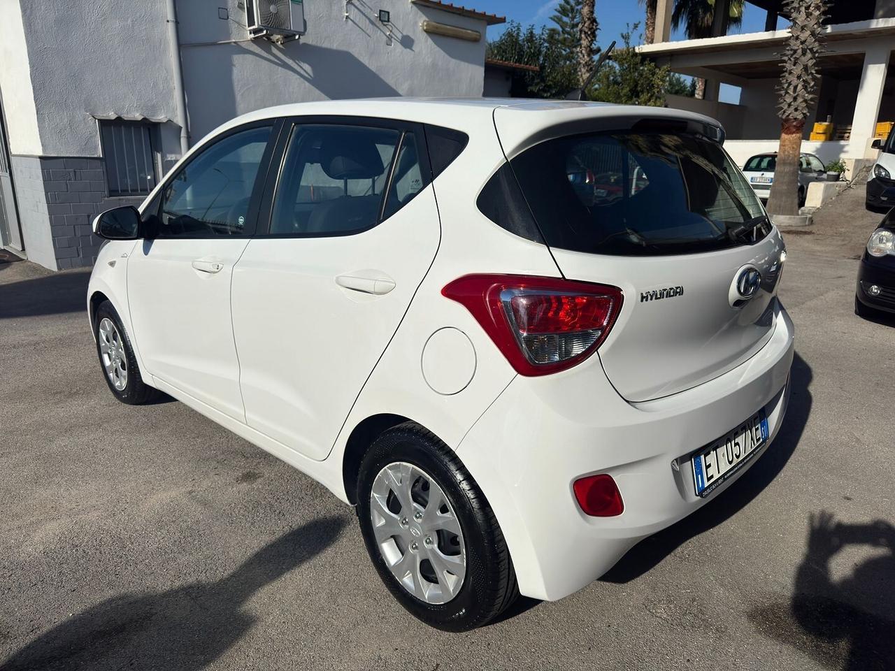 HYUNDAI i10 2a serie1.0 MPI Style