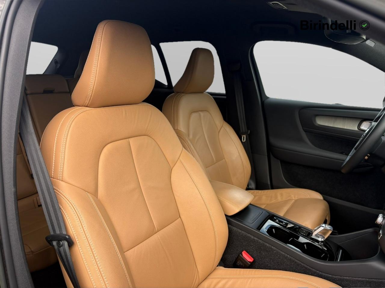 VOLVO XC40 (2017-->) - XC40 T3 Geartronic Inscription