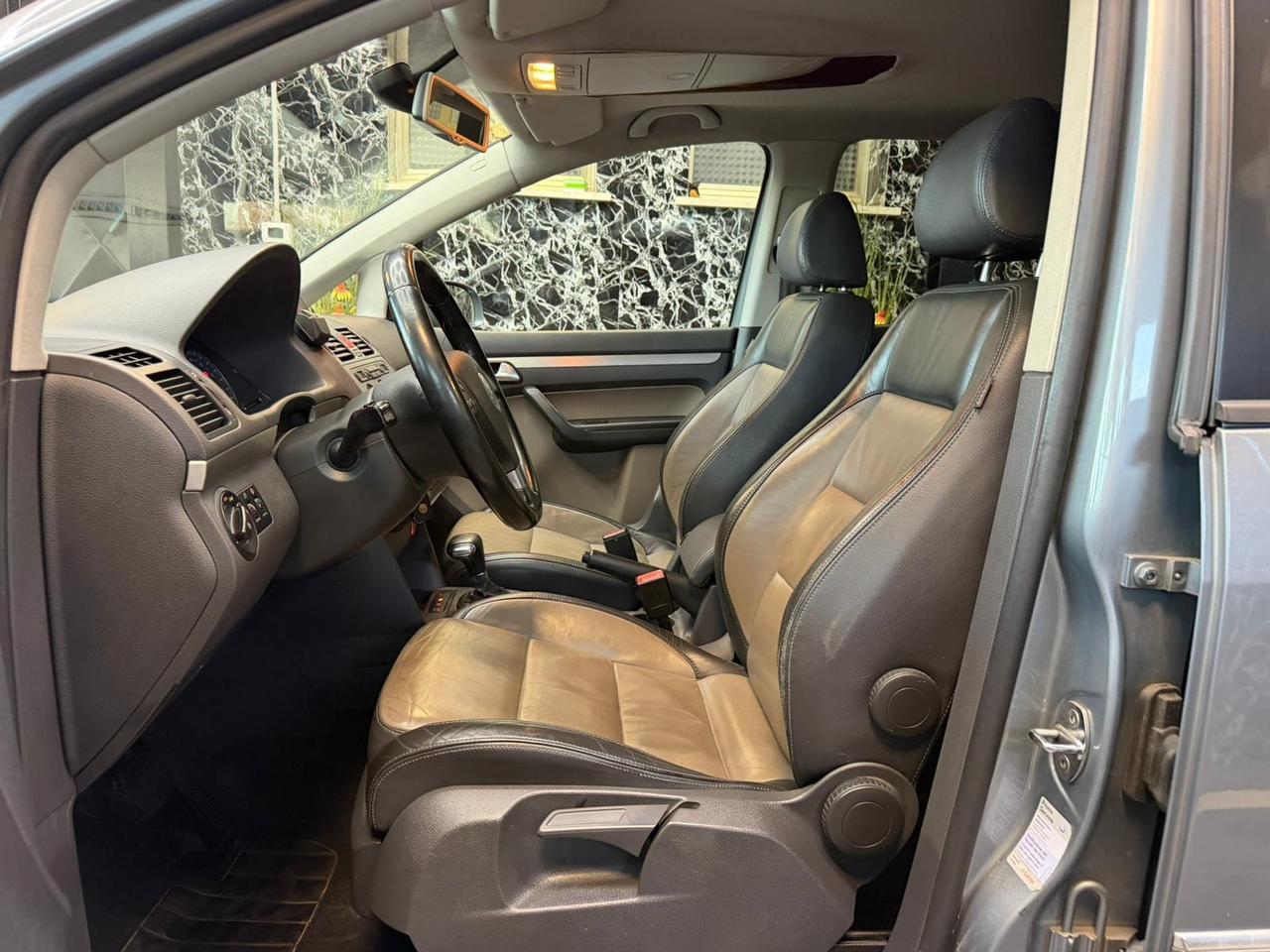 Volkswagen Touran 2.0 TDI 170CV DPF DSG Highline