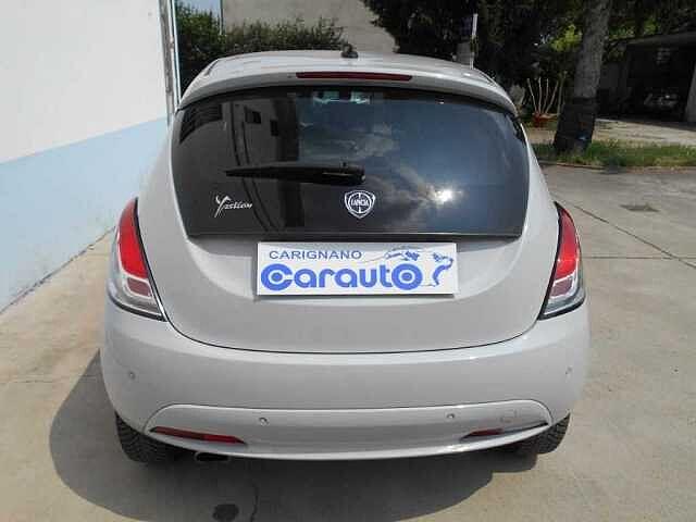Lancia Ypsilon 1.2 69 cv 5p GPL Ecochic Mya