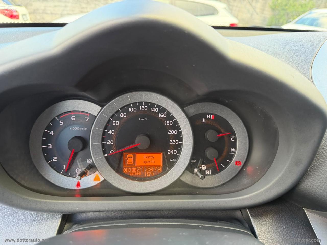 TOYOTA RAV4 2.2 D-4D 177 CV Sol Plus