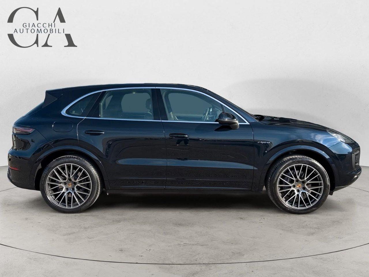 Porsche Cayenne 3.0 e-hybrid tiptronic