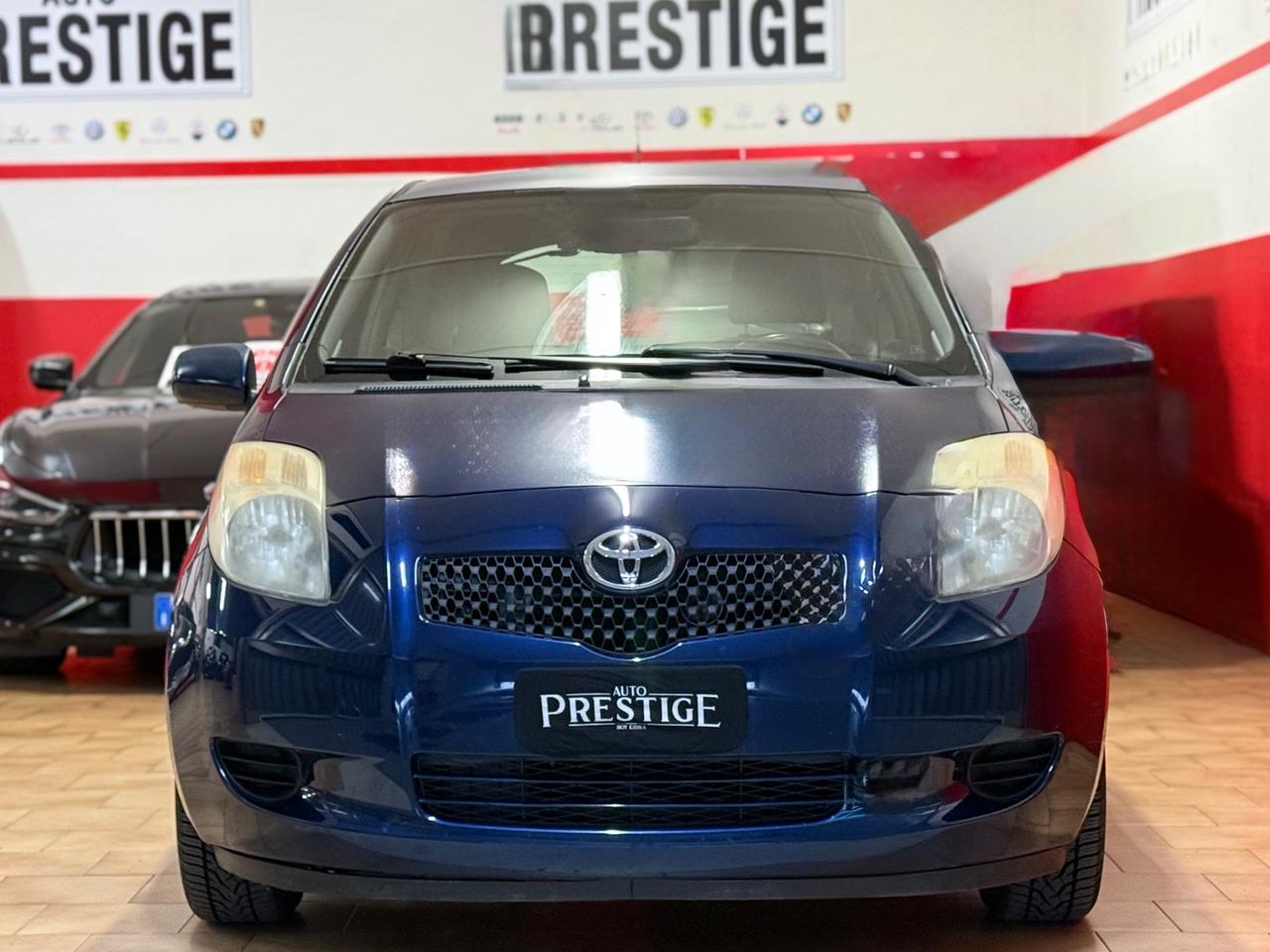 Toyota Yaris 1.0 3 porte