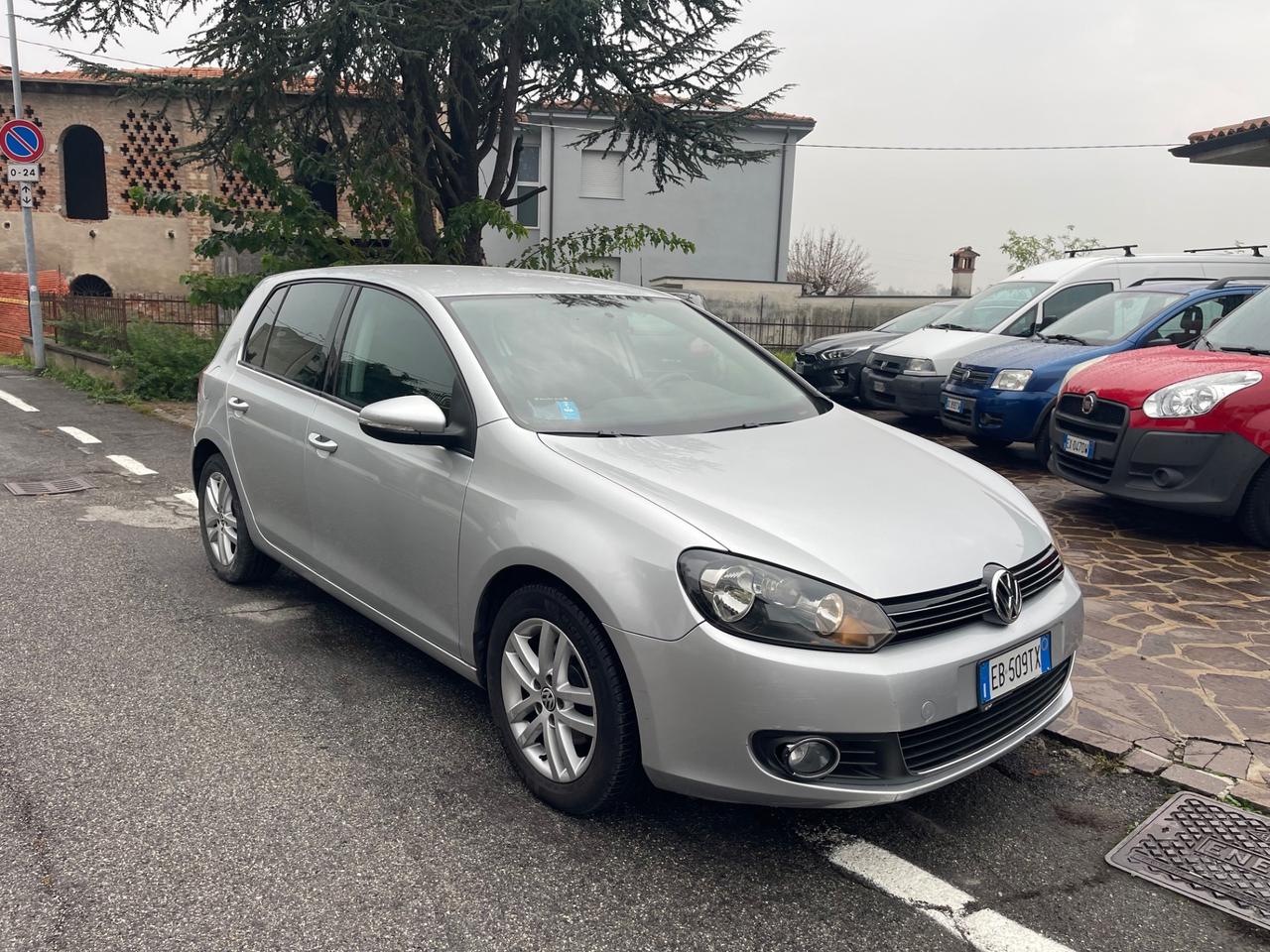 Volkswagen Golf 1.6 TDI DPF 5p. Highline