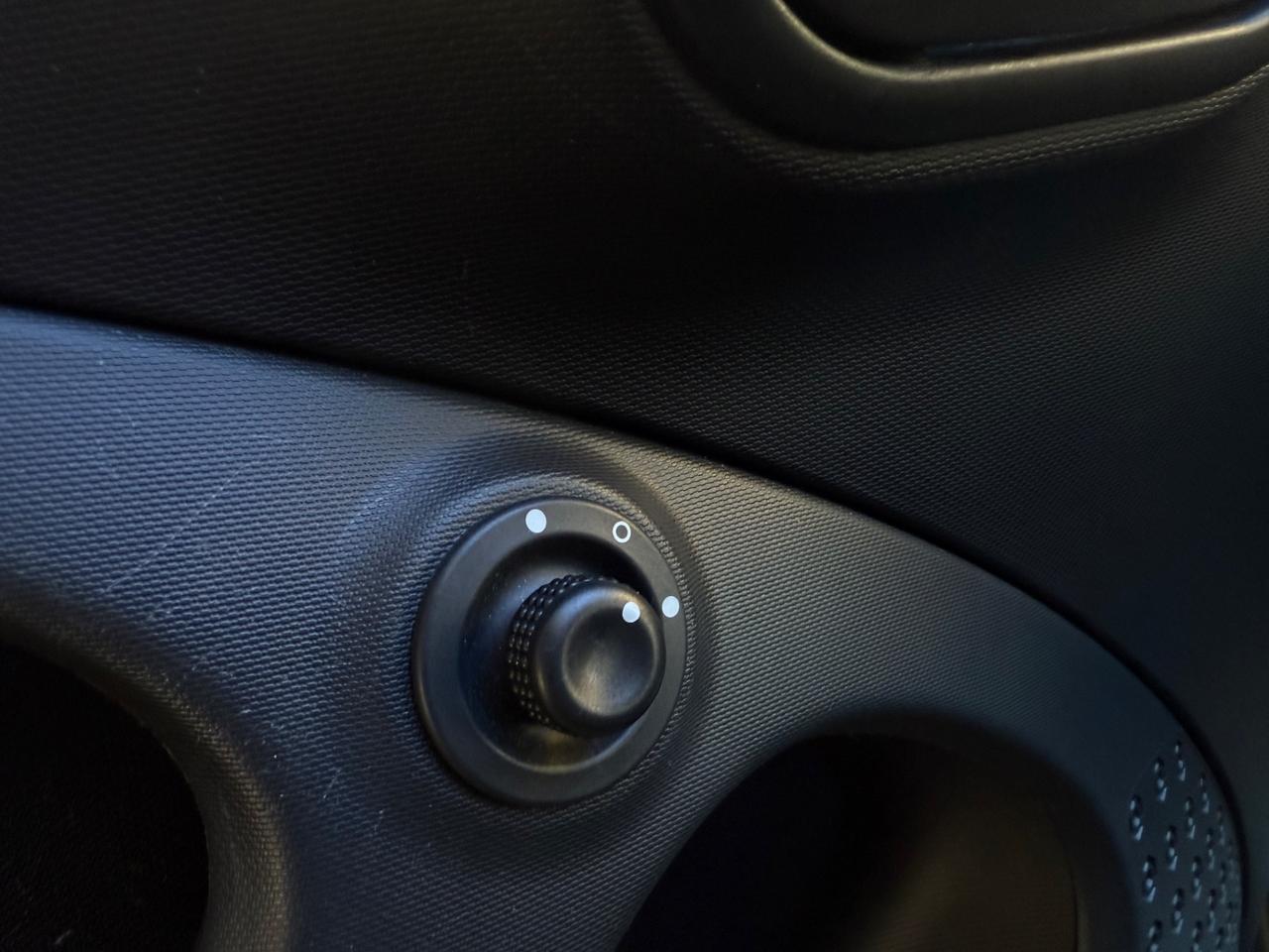 Smart ForFour 70 1.0.