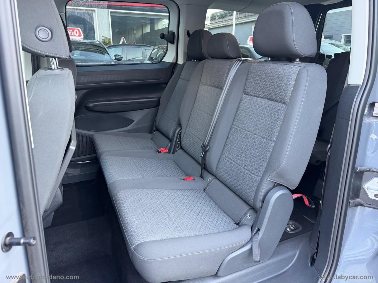 FORD Gr.Tourneo Connect 2.0 122 aut. Tit.