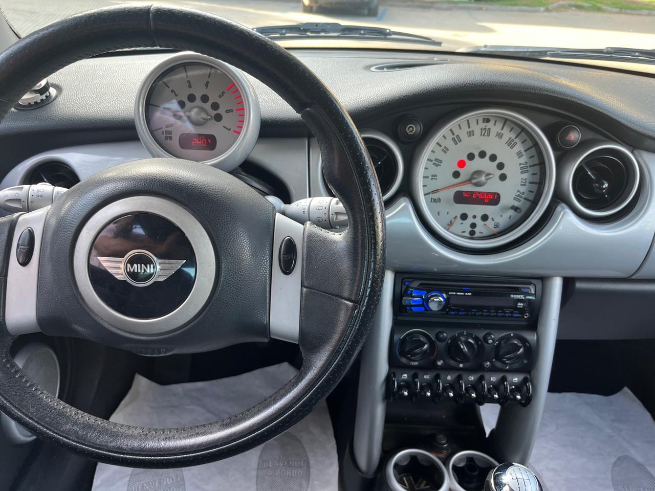 Mini 1.4 tdi One D de luxe