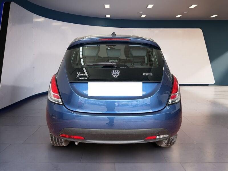 Lancia Ypsilon III 2021 1.0 hybrid Silver s&s 70cv