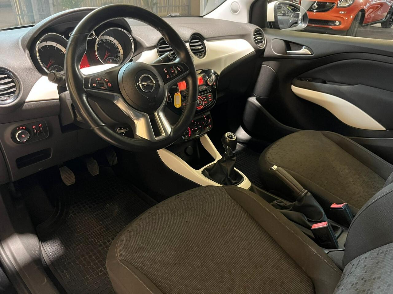 Opel Adam 1.2 Benzina 70 CV Bi-Color 2014